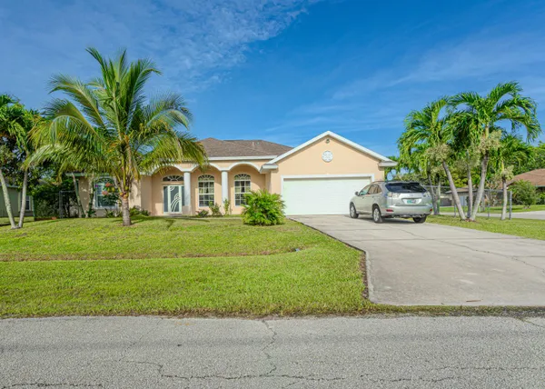 $440,000 | 1518 Southwest Hutchins Street, Port St. Lucie, FL 34983