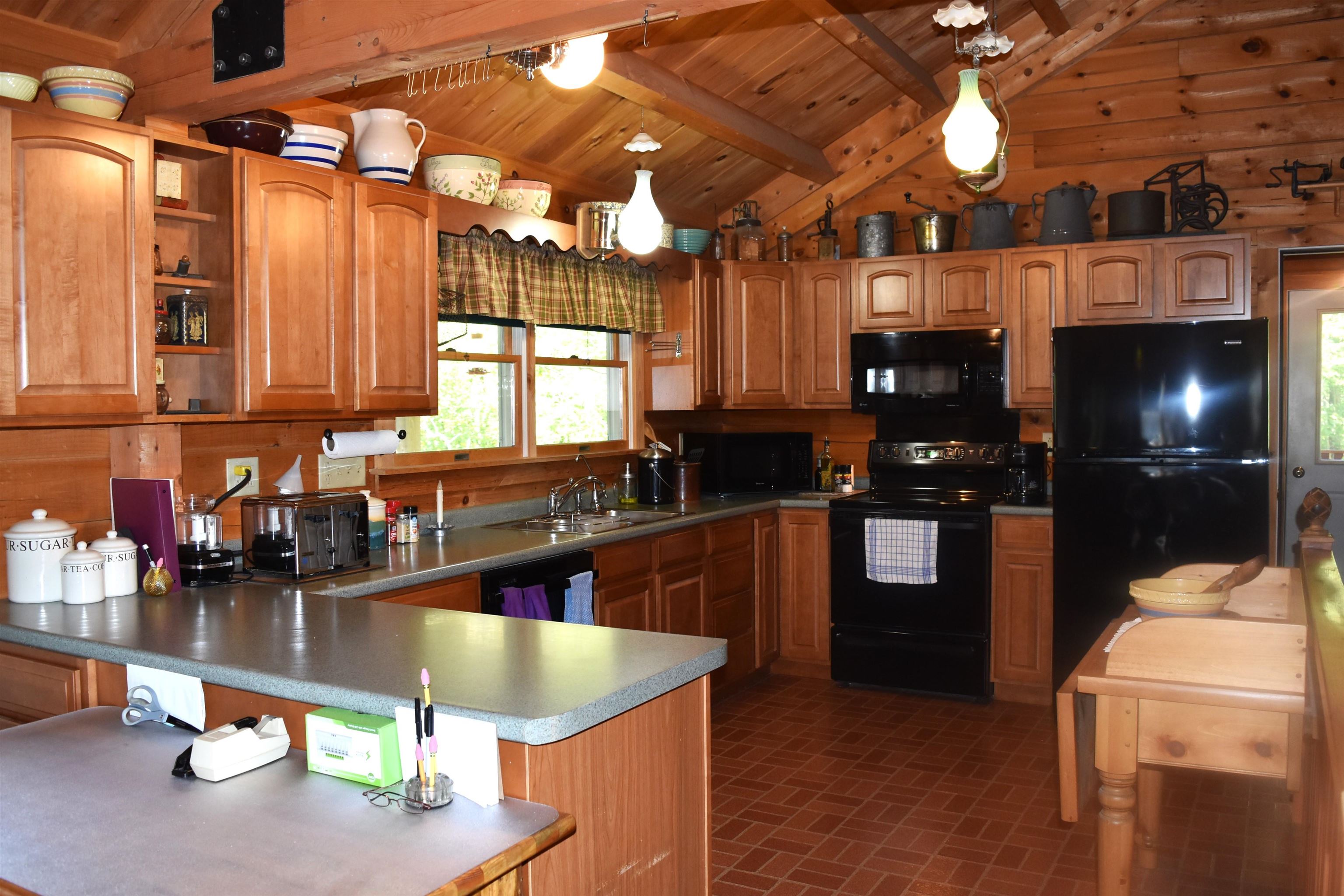 56 Mountain Road Middletown Springs, VT 05757 - Photo 6 of 49 Gallery Image 6