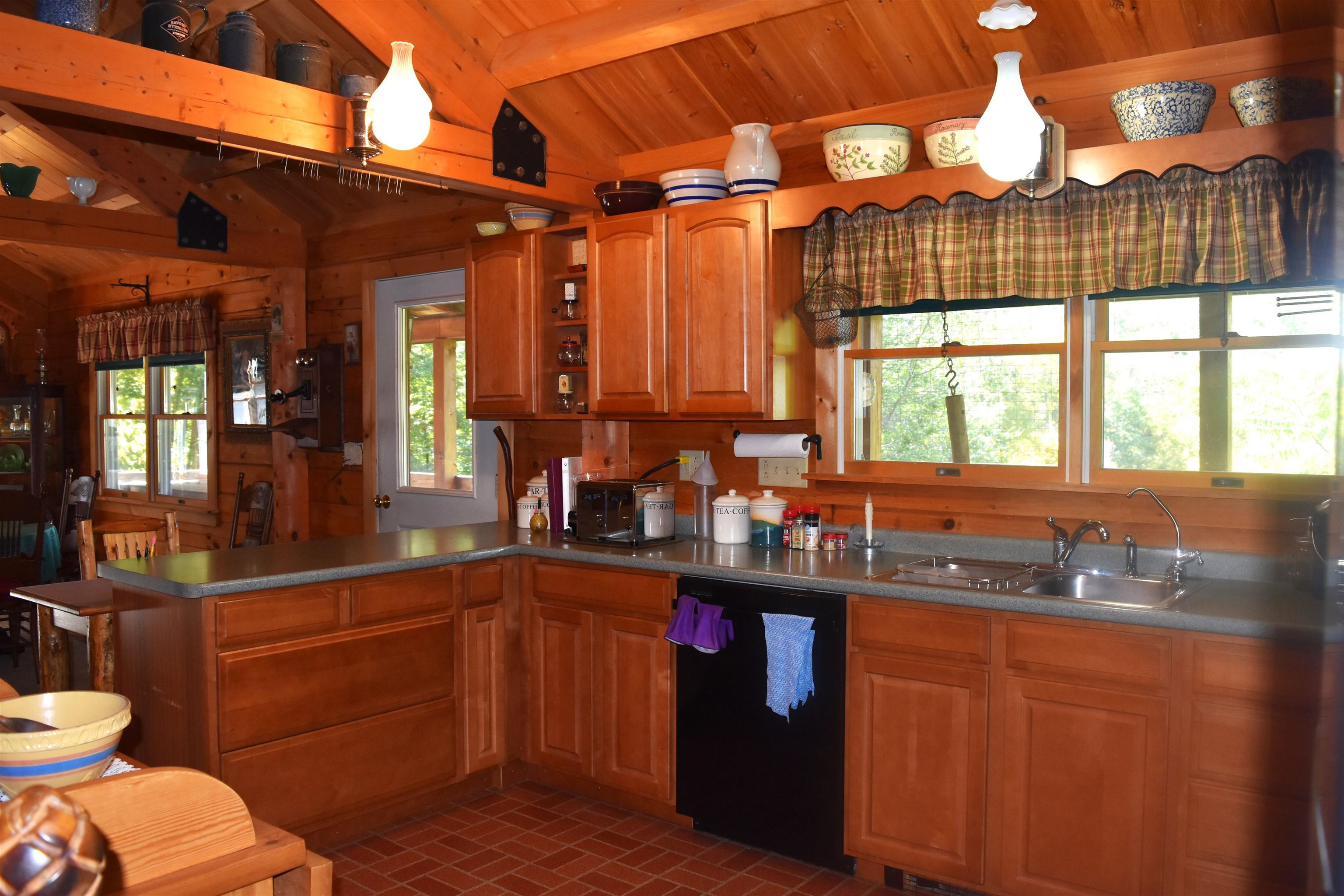 56 Mountain Road Middletown Springs, VT 05757 - Photo 9 of 49 Gallery Image 9