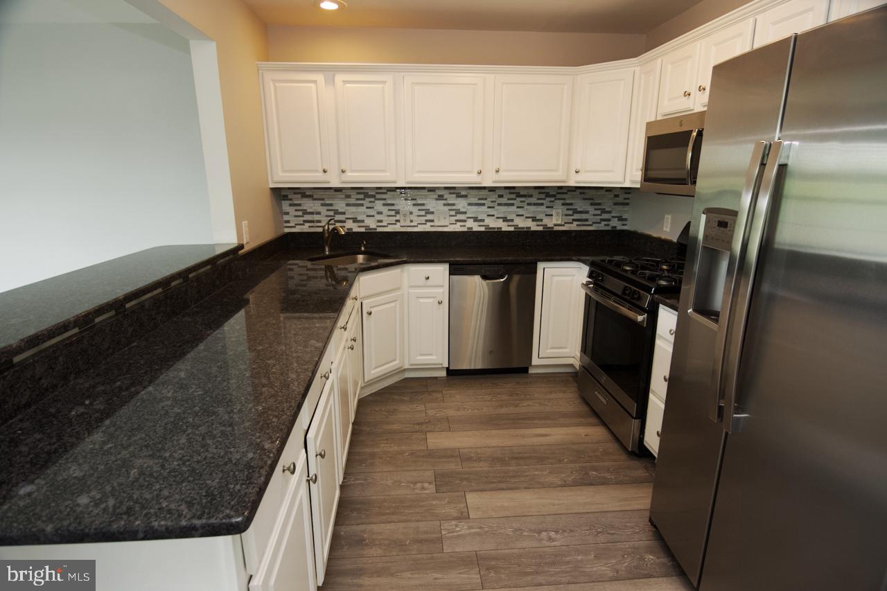 407 Caramist Circle Sinking Spring, PA 19608 - Photo 10 of 44