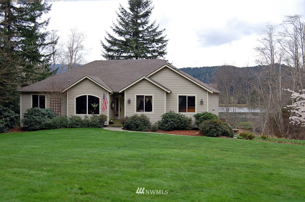 701 Delphi Road Southwest Olympia, WA 98512 - Photo 3 of 22 Gallery Image 3