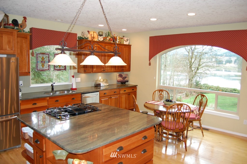 701 Delphi Road Southwest Olympia, WA 98512 - Photo 10 of 22 Gallery Image 10