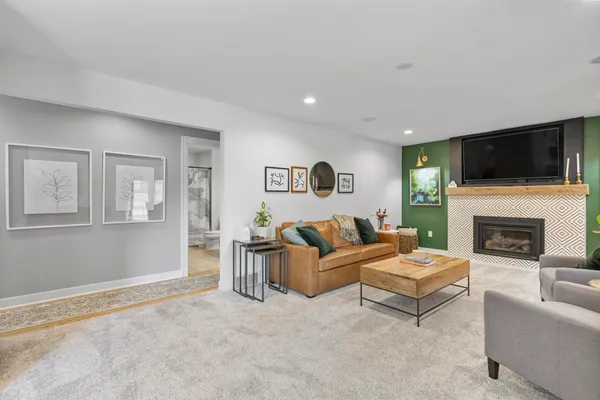 $875,000 | 1525 Windfield Way, Middleton, WI 53562