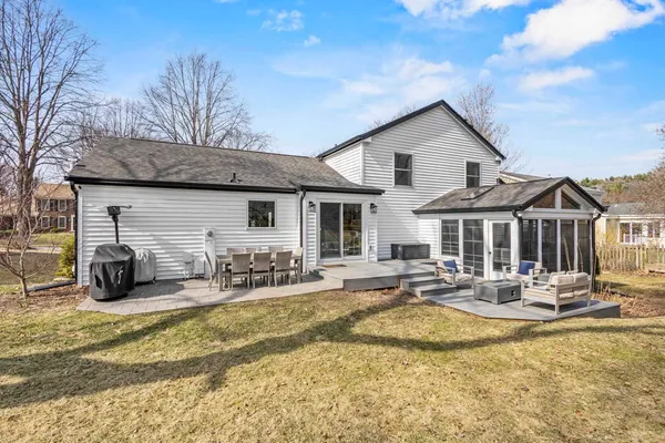 $875,000 | 1525 Windfield Way, Middleton, WI 53562