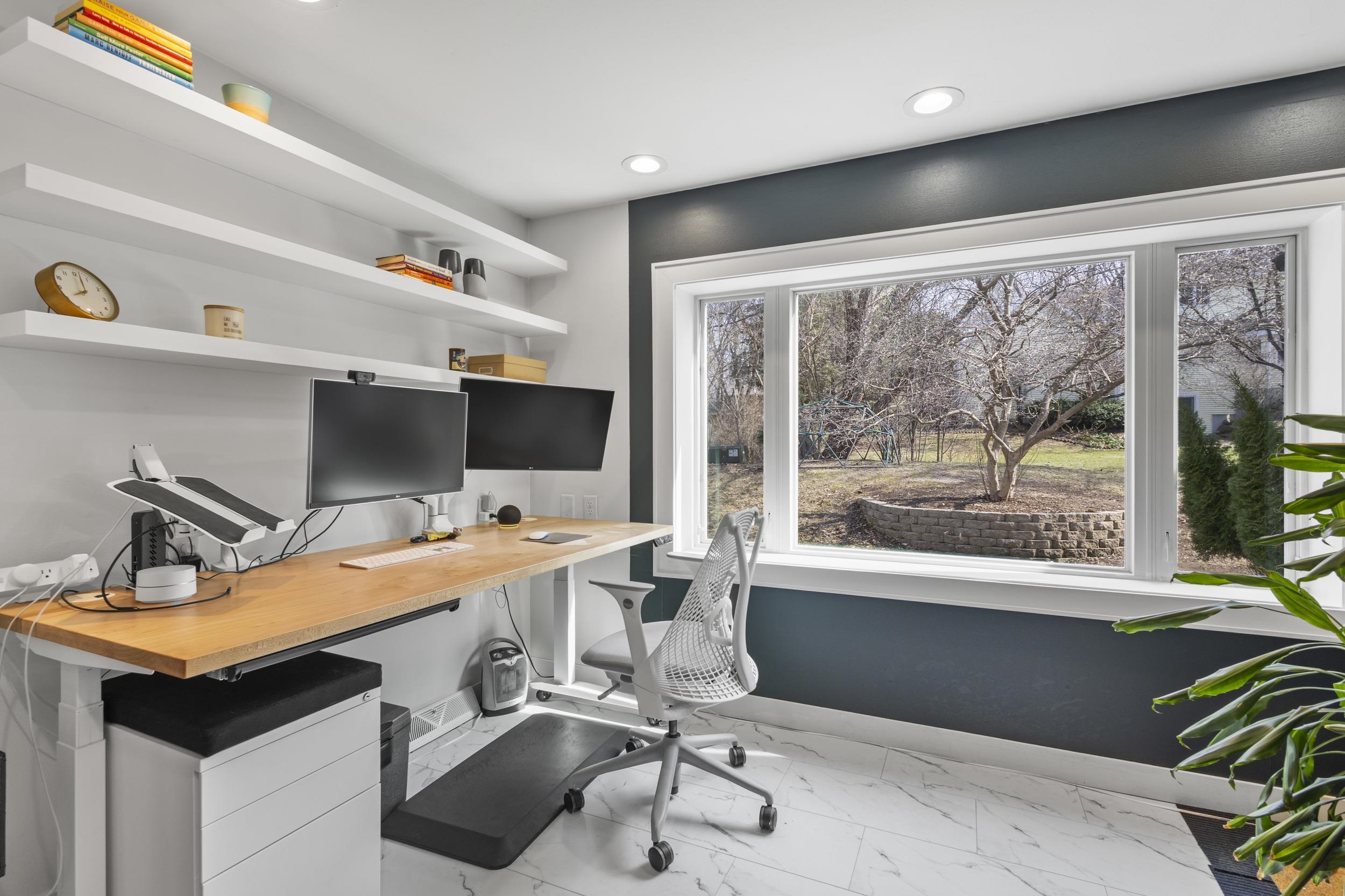 1525 Windfield Way Middleton, WI 53562 - Photo 34 of 97