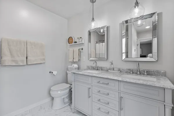 $875,000 | 1525 Windfield Way, Middleton, WI 53562