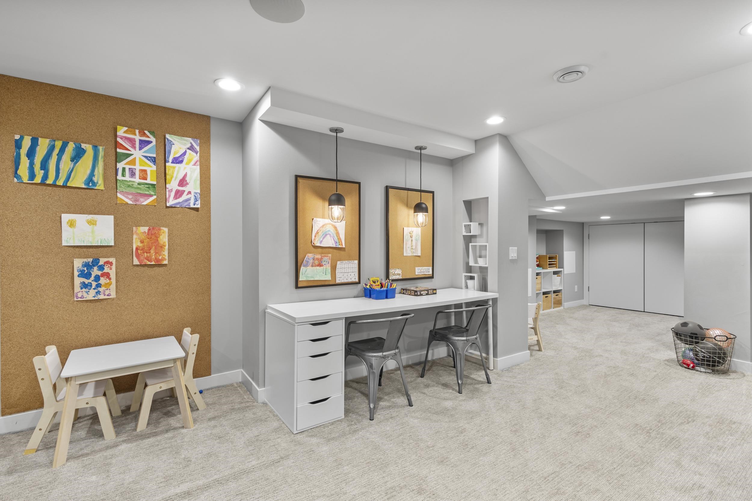 1525 Windfield Way Middleton, WI 53562 - Photo 49 of 97