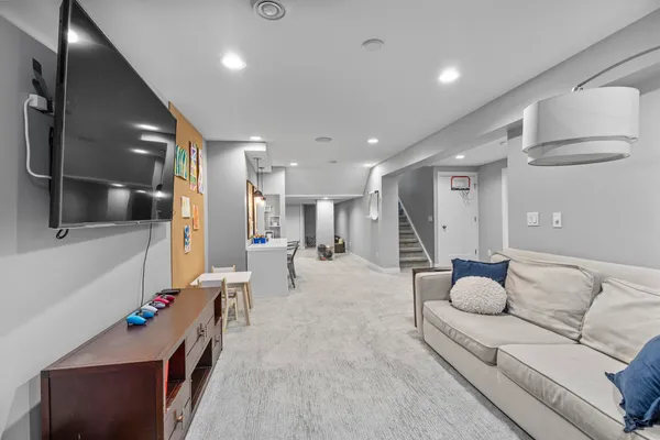 $875,000 | 1525 Windfield Way, Middleton, WI 53562