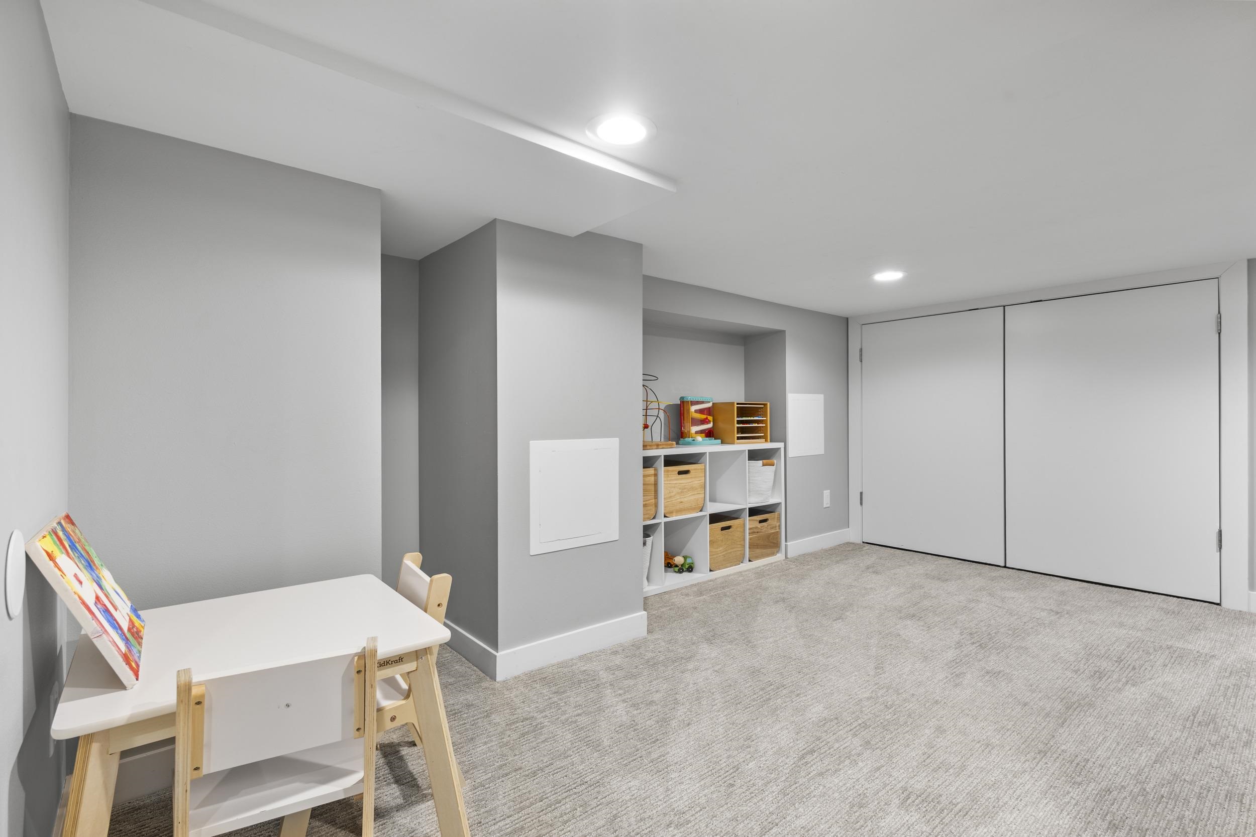 1525 Windfield Way Middleton, WI 53562 - Photo 53 of 97