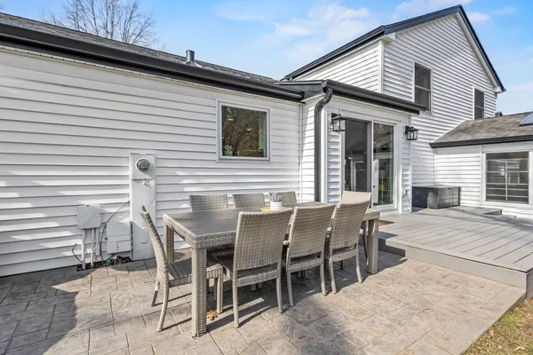 $875,000 | 1525 Windfield Way, Middleton, WI 53562