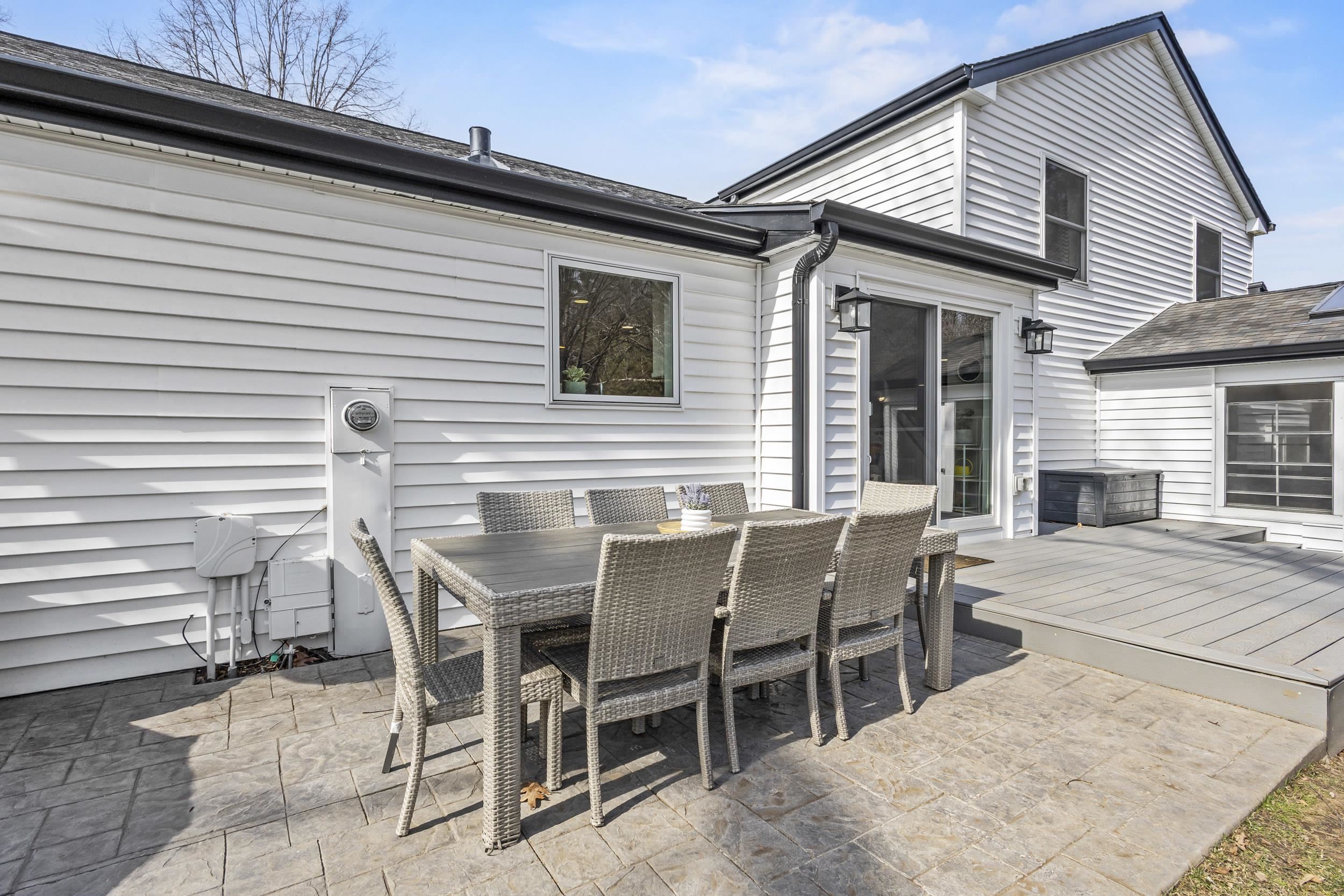 1525 Windfield Way Middleton, WI 53562 - Photo 74 of 97