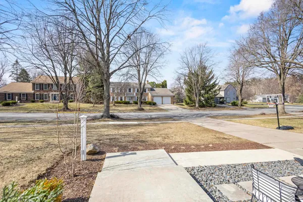 $875,000 | 1525 Windfield Way, Middleton, WI 53562