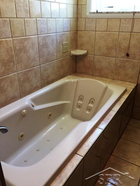 12050 Albee Road Burt, MI 48417 - Photo 22 of 33 31319878-21.JPG