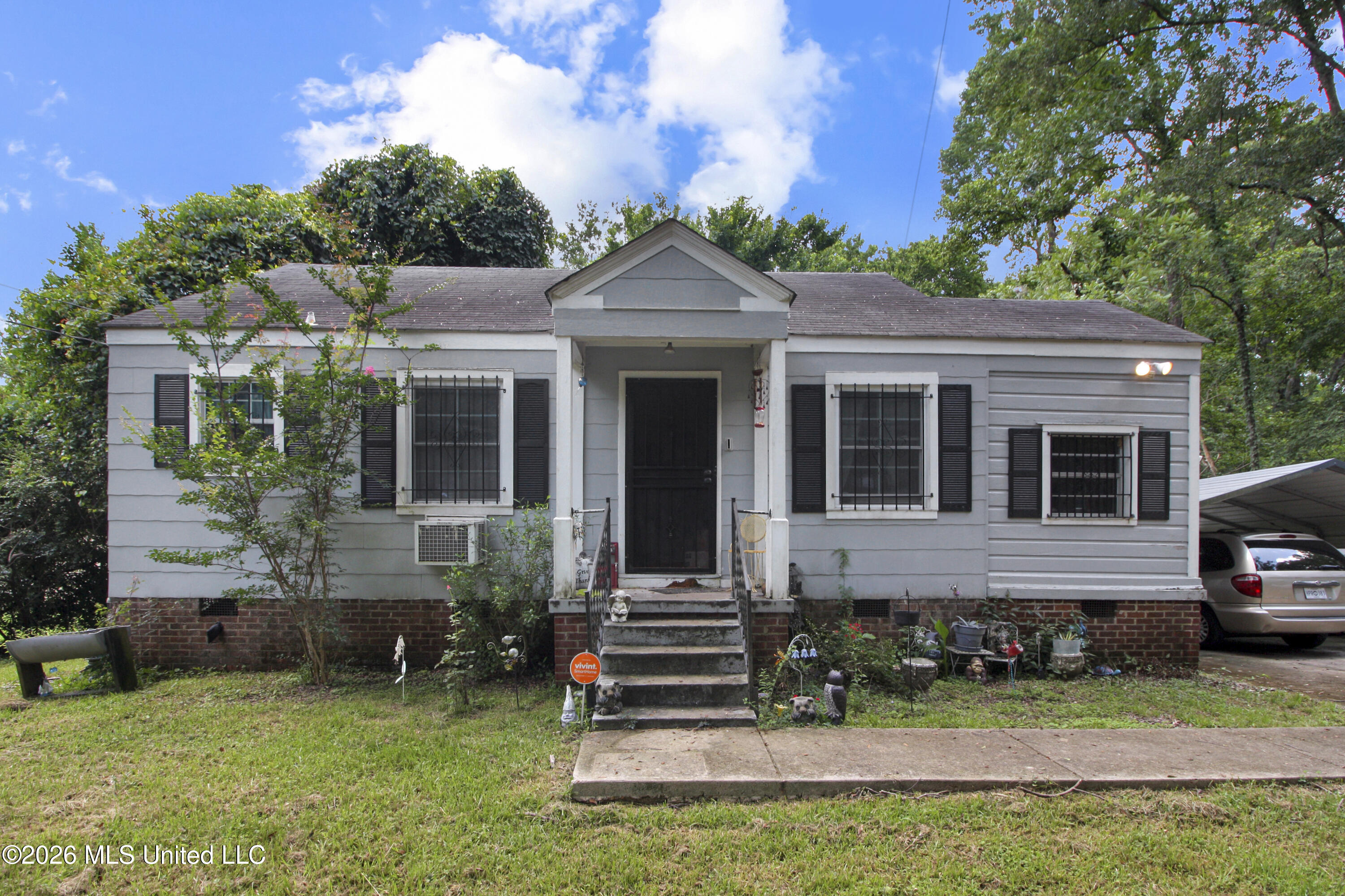 5155 Barrier Place Jackson, MS 39204 - Photo 1 of 20 IMG_1352