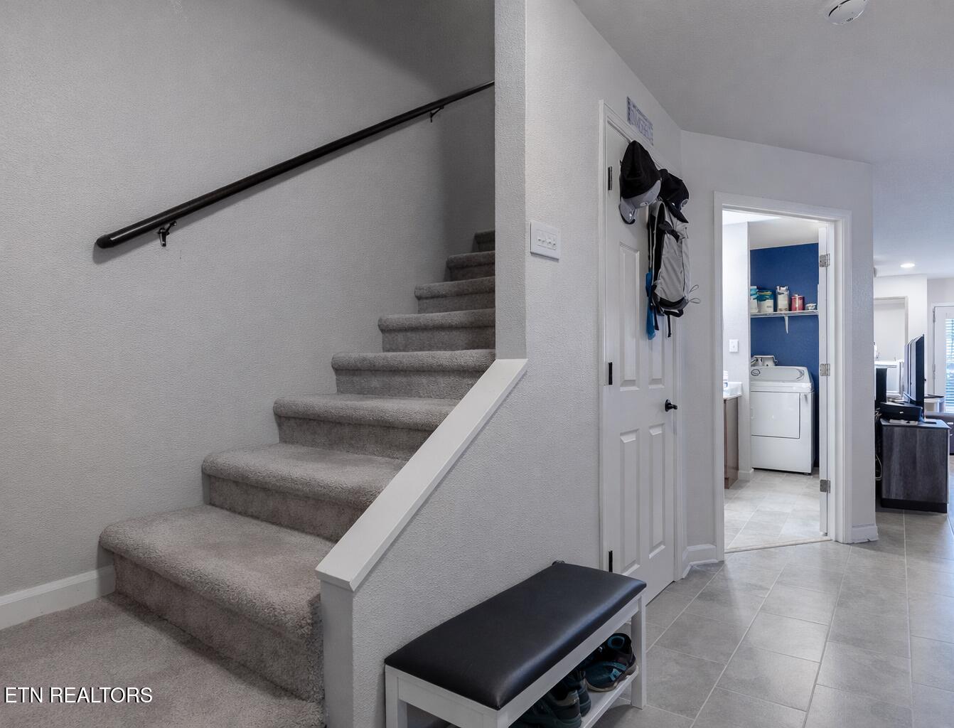 3347 Frontier View, Unit 3 Sevierville, TN 37876 - Photo 26 of 30 Chat Entry 2