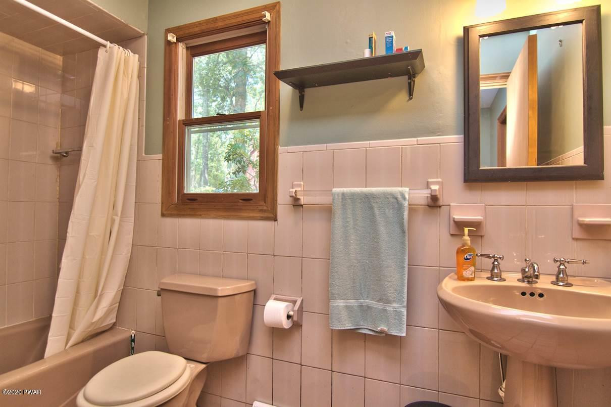 228 Forest Ridge Drive Hawley, PA 18428 - Photo 26 of 70 Photo 26