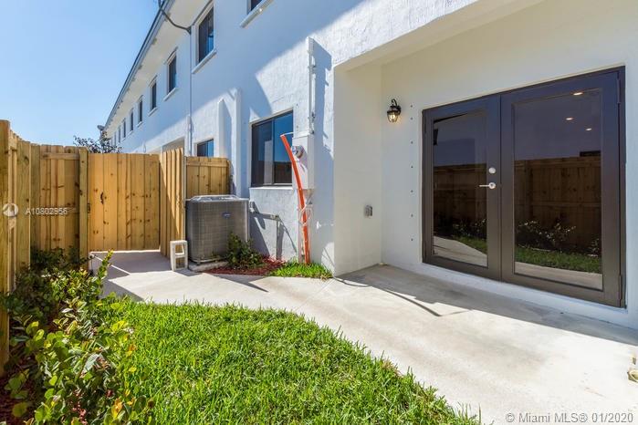 13364 Southwest 250th Street, Unit 102 Homestead, FL 33032 - Photo 3 of 37