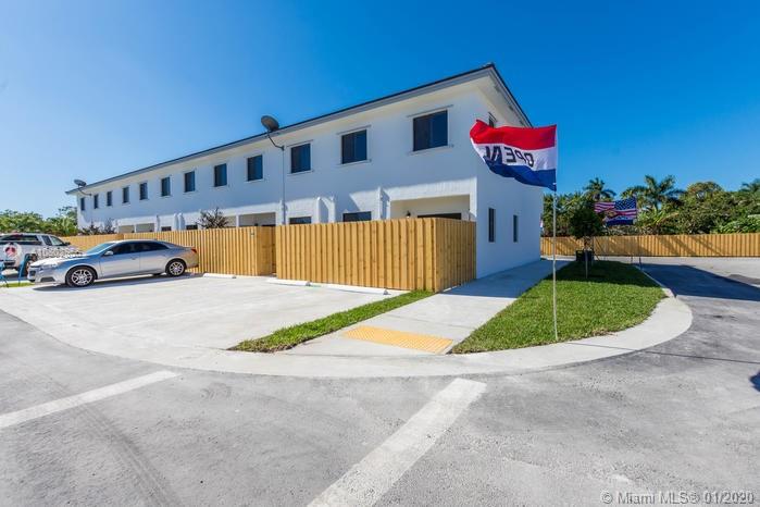 13364 Southwest 250th Street, Unit 102 Homestead, FL 33032 - Photo 36 of 37