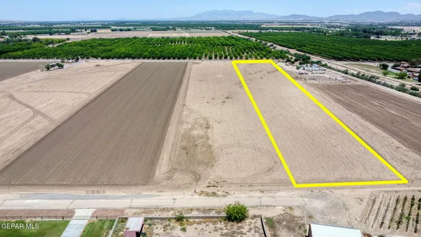 $599,000 | 7038 McNutt Road, Anthony, NM 88021