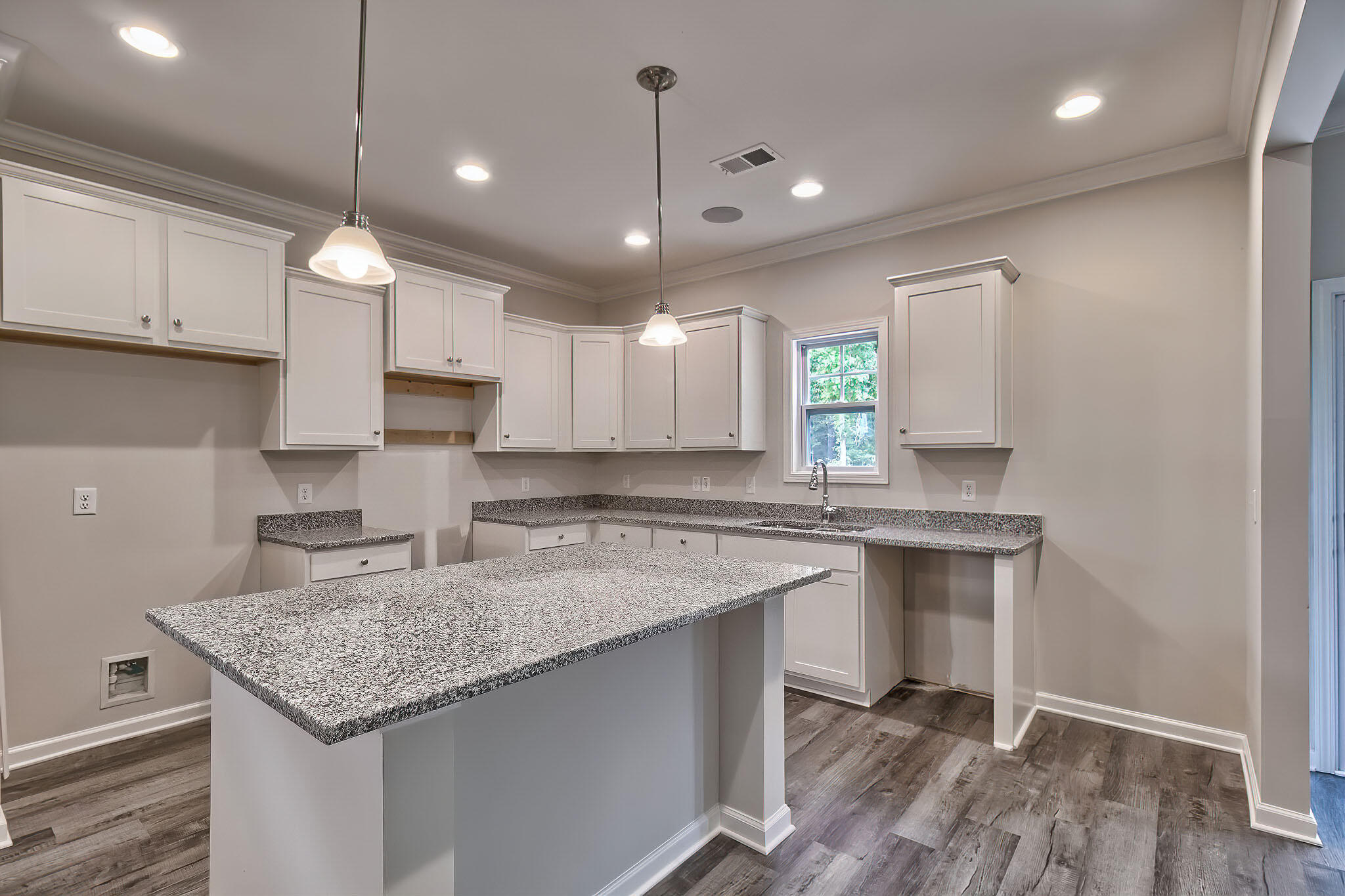 308 Suncrest Court Augusta, GA 30906 - Photo 6 of 29 BC II Kicthen 4