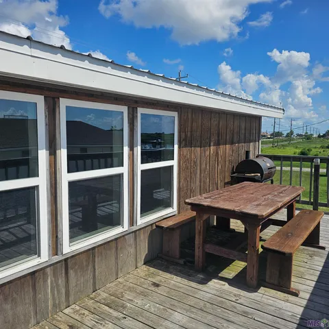 $300,000 | 6907 Driftwood Drive, Chauvin, LA 70344