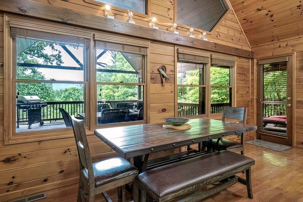 573 Hiawatha Trail Blue Ridge, GA 30513 - Photo 21 of 39 Gallery Image 21