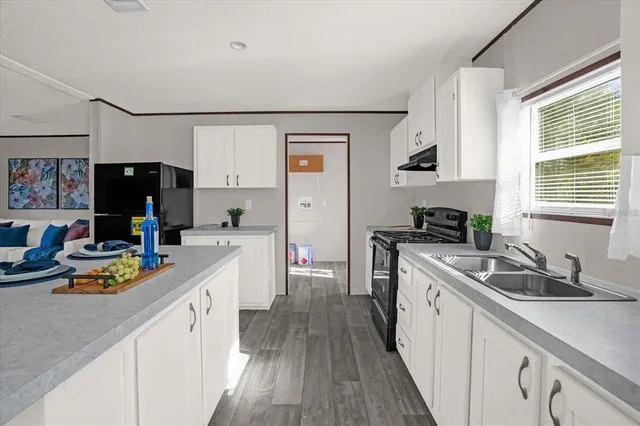 $349,990 | 2738 10th Street, Orlando, FL 32820