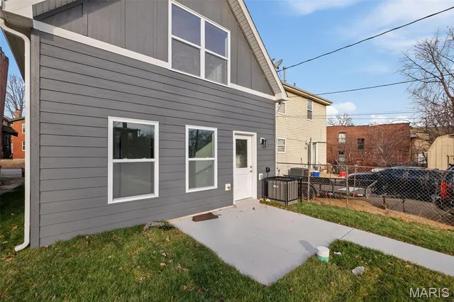 $235,000 | 4116 Virginia Avenue, St. Louis, MO 63118