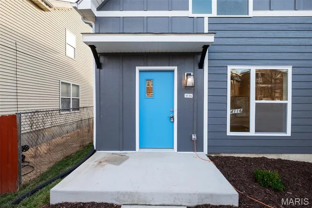 $235,000 | 4116 Virginia Avenue, St. Louis, MO 63118