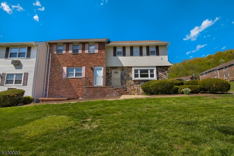 322 Richard Mine Road, Unit 10 Wharton, NJ 07885 - Photo 2 of 20