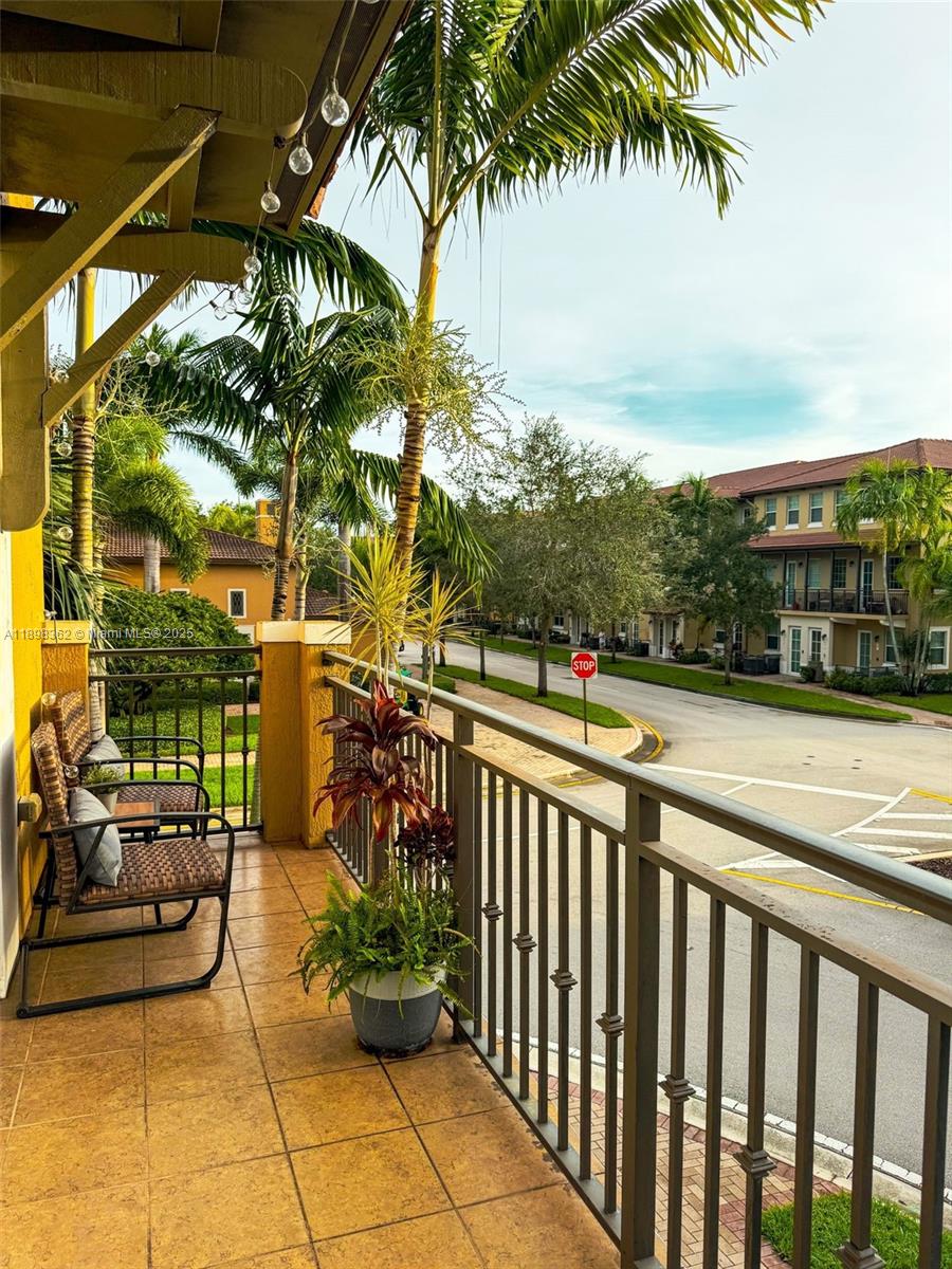 1006 Southwest 147th Avenue, Unit 10601 Pembroke Pines, FL 33027 - Photo 18 of 38