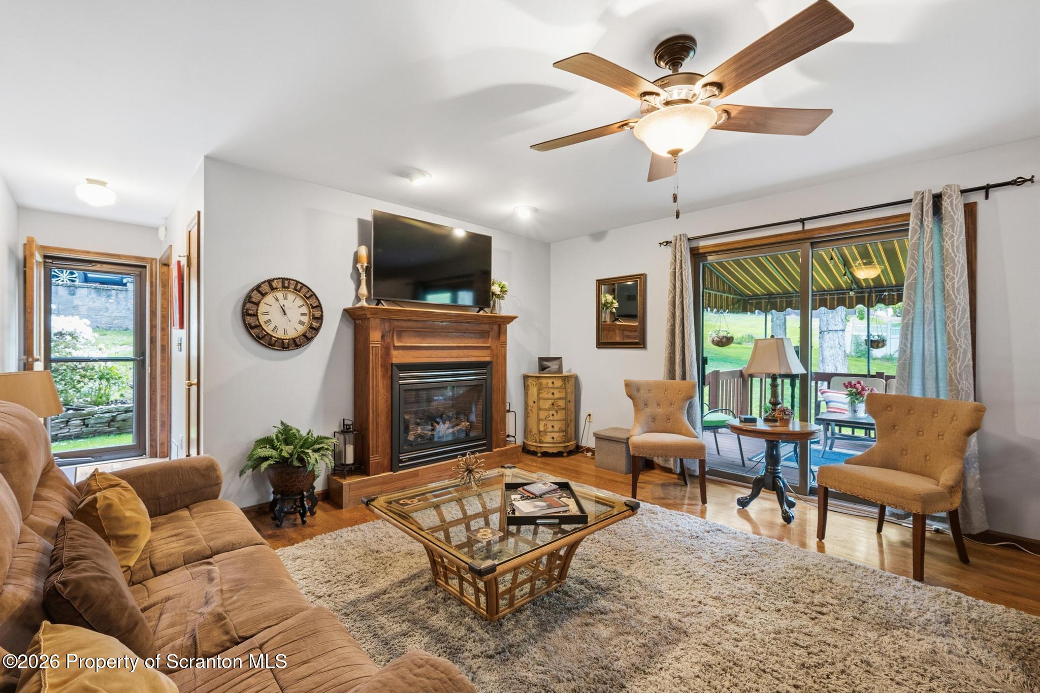 1307 Oakmont Road Clarks Summit, PA 18411 - Photo 4 of 53 DSC_2854-2