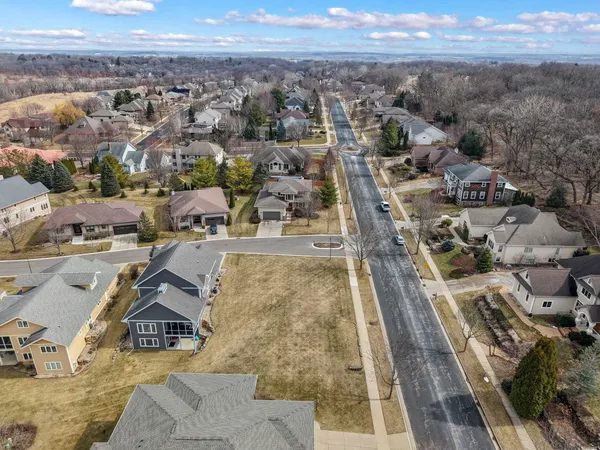 $235,000 | 11 Arboredge Way, Fitchburg, WI 53711