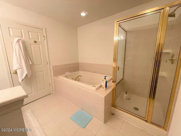 $3,900 | 73 Ironwood Court, Middletown, NJ 07748