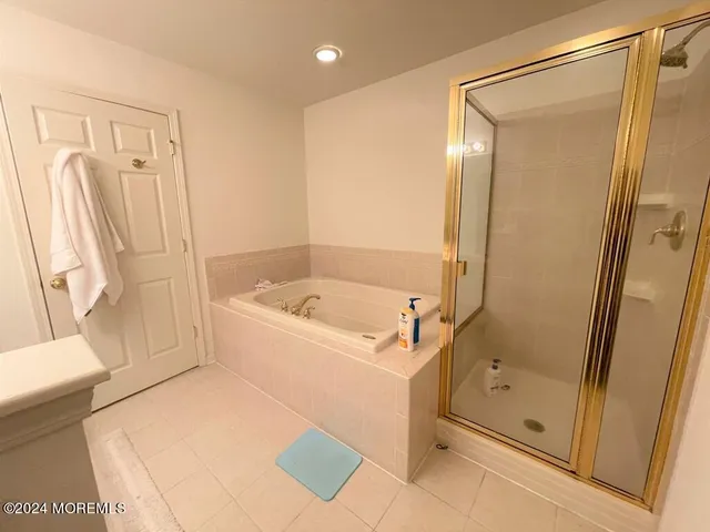 $3,900 | 73 Ironwood Court, Middletown, NJ 07748