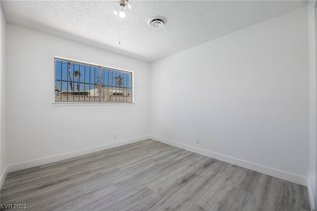 1937 Randa Lane Las Vegas, NV 89104 - Photo 18 of 39 Gallery Image 18
