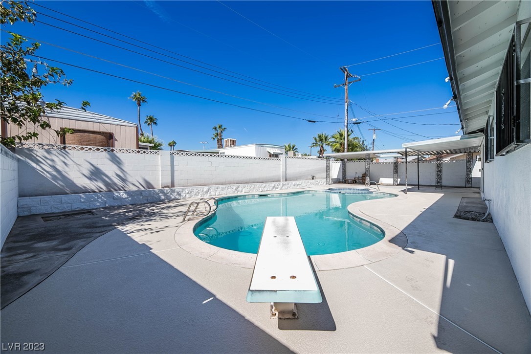 1937 Randa Lane Las Vegas, NV 89104 - Photo 10 of 39 Gallery Image 10