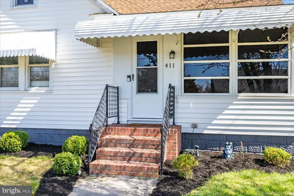 $349,999 | 411 East Walnut Street, Hebron, MD 21830