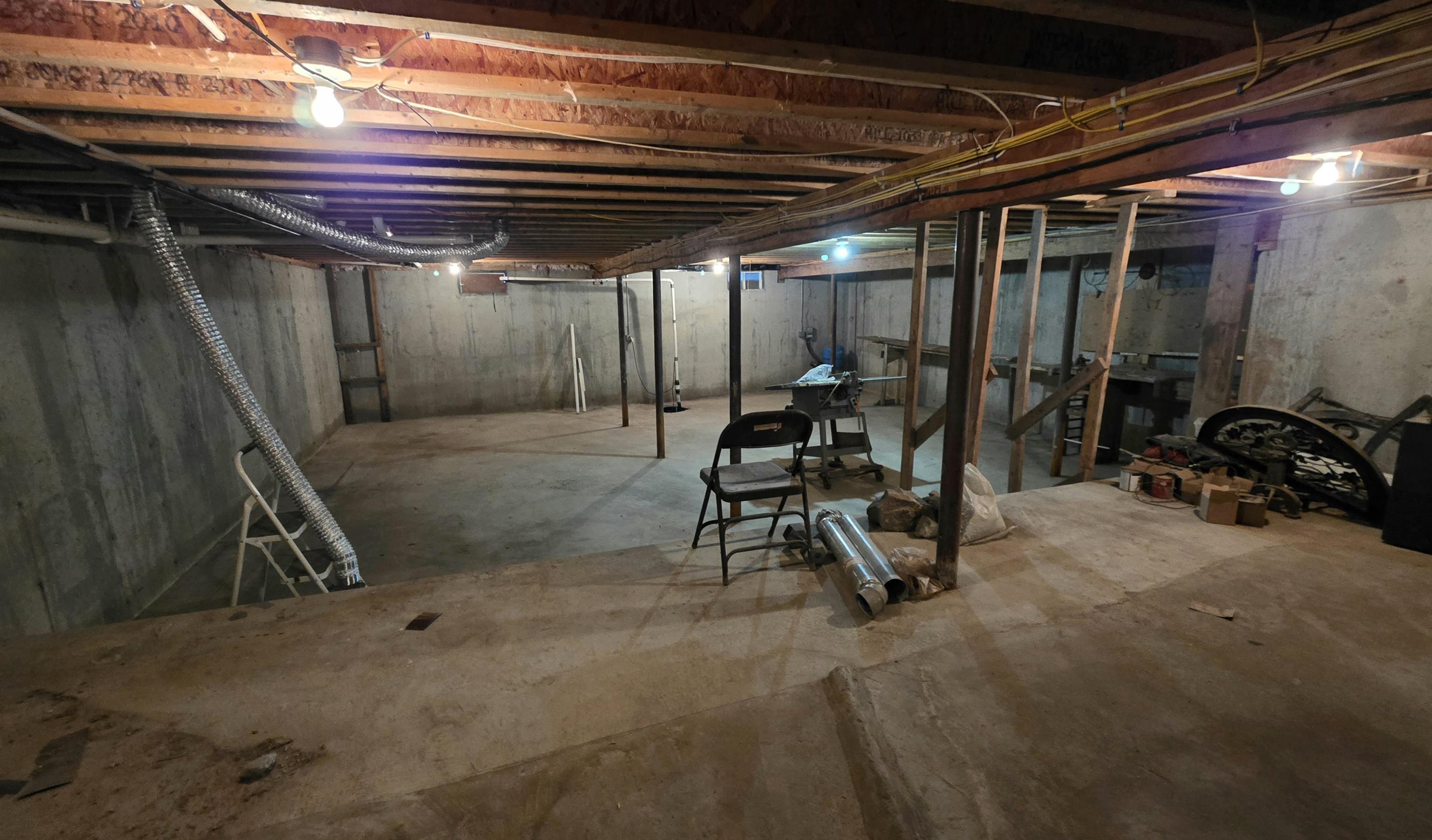 86 Raymond Road Chester, NH 03036 - Photo 12 of 25