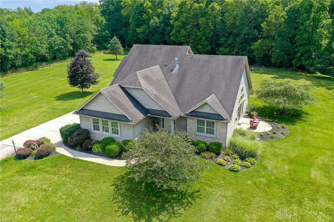 3959 Centerville Road Bellbrook, OH 45305 - Photo 4 of 67