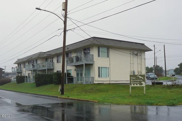 338 Southwest Woods Street Newport, OR 97365 - Photo 3 of 20 Corner View