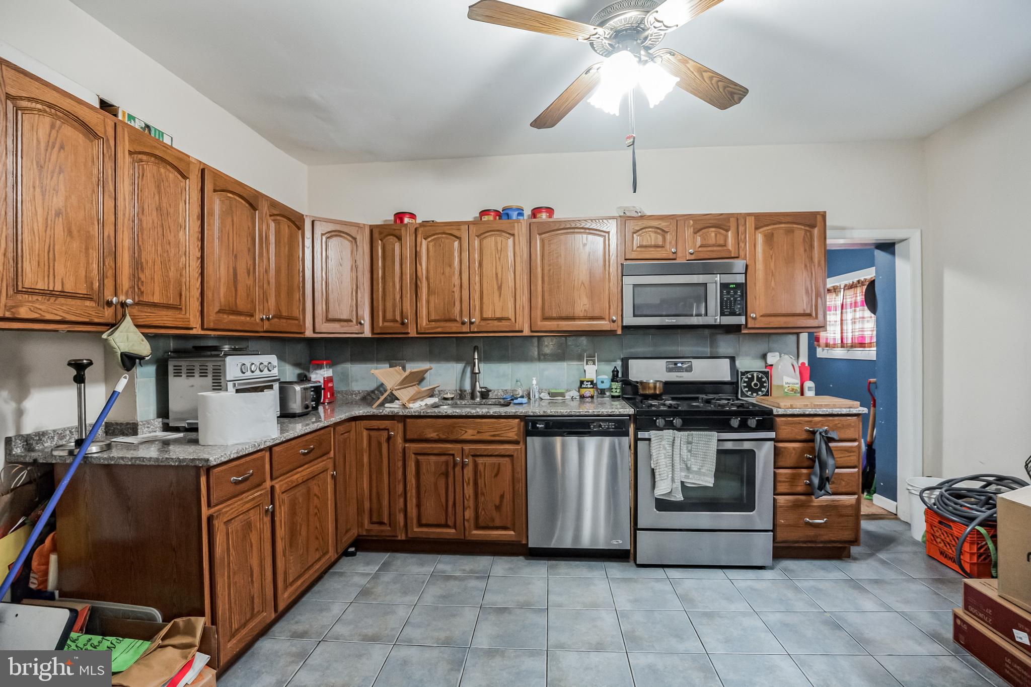 417 Ripka Street Philadelphia, PA 19128 - Photo 9 of 21 Gallery Image 9