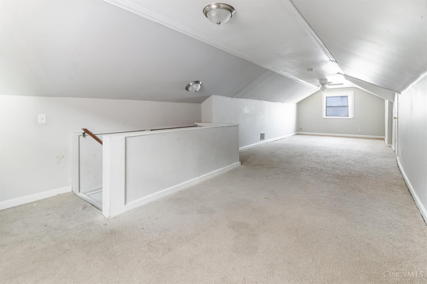 1215 West Galbraith Road Cincinnati, OH 45231 - Photo 10 of 14