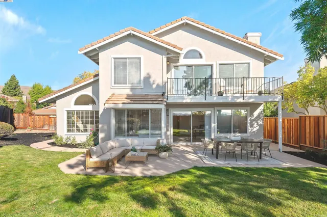 $2,099,000 | 5075 Canyon Crest Drive, San Ramon, CA 94582