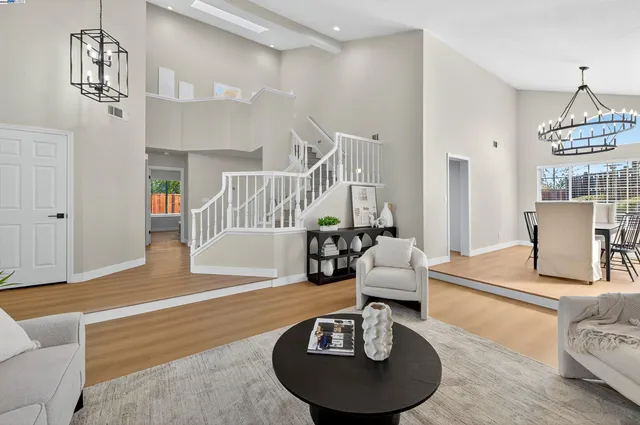 $2,099,000 | 5075 Canyon Crest Drive, San Ramon, CA 94582