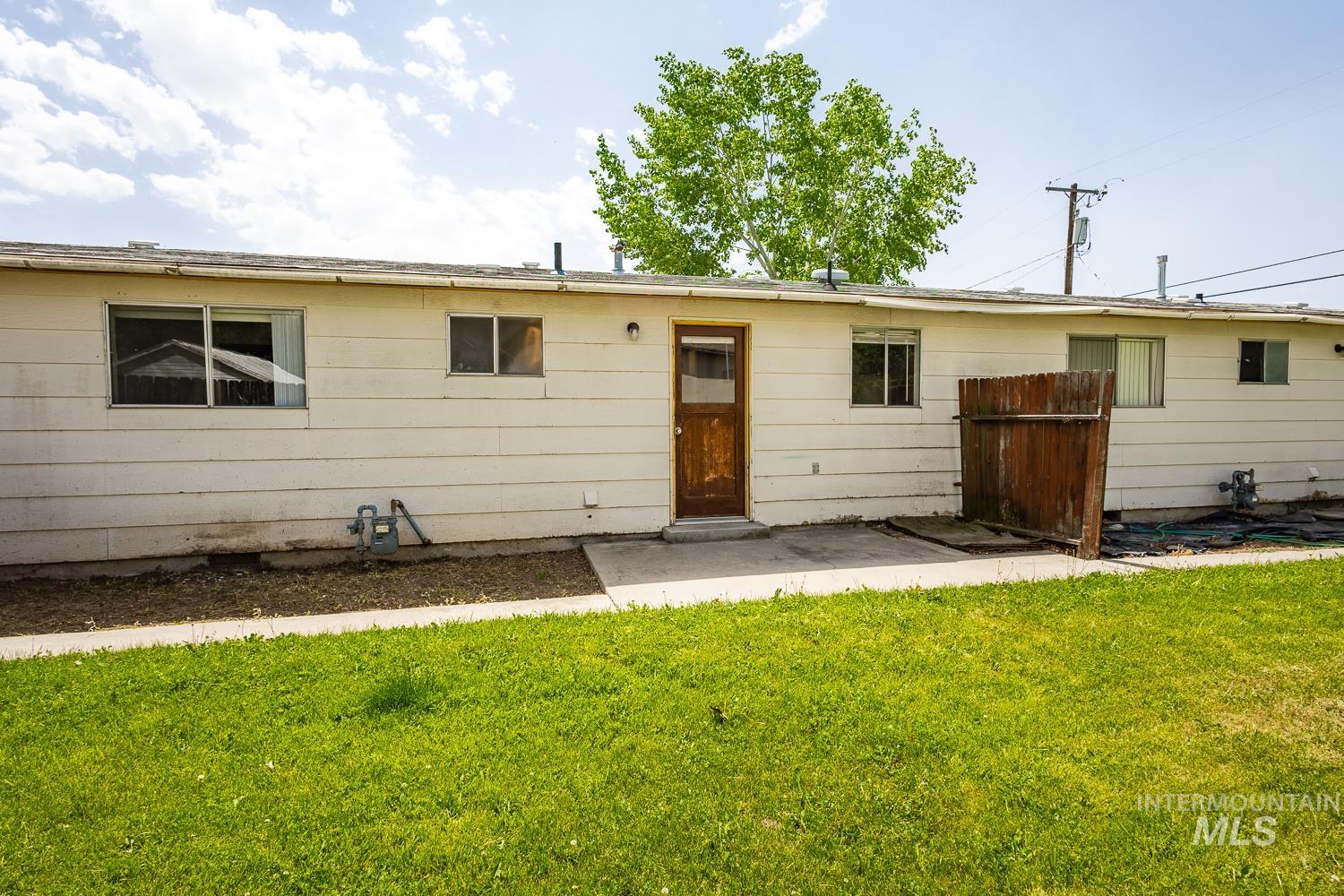 918 Northwest 4th Street Meridian, ID 83642 - Photo 35 of 48
