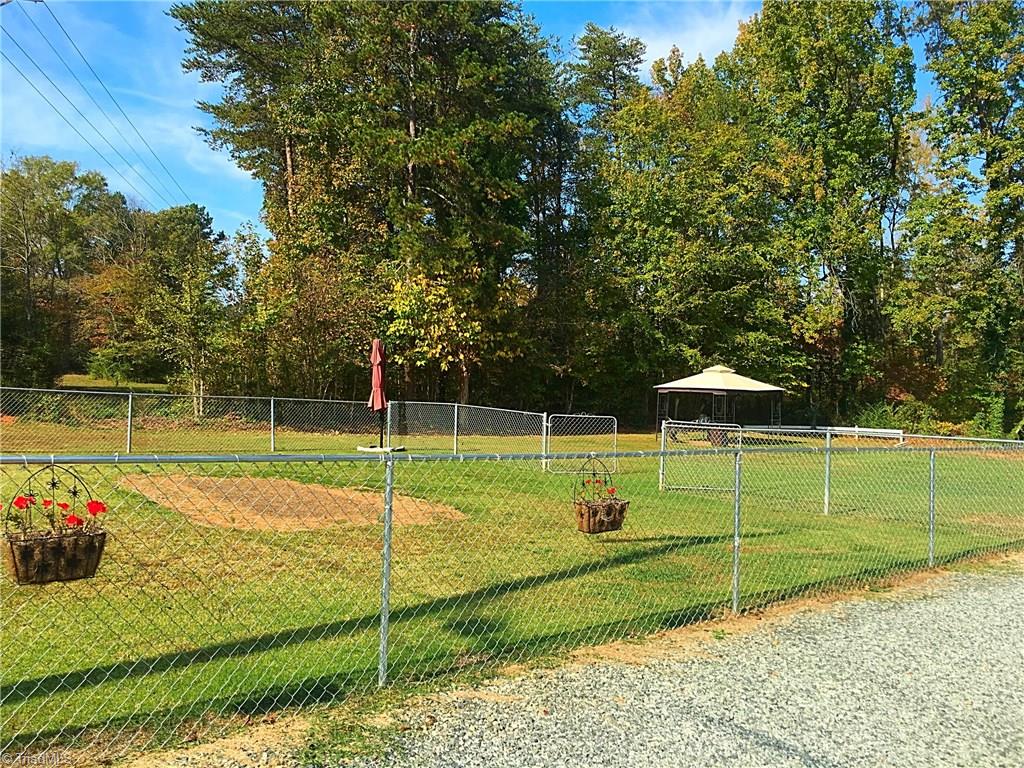857 Gray Road Lexington, NC 27292 - Photo 4 of 7 Gallery Image 4
