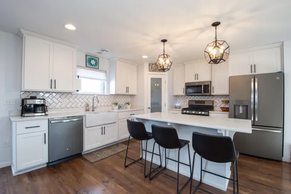 $379,900 | 293 Redwood Drive, Mapleton, ND 58059