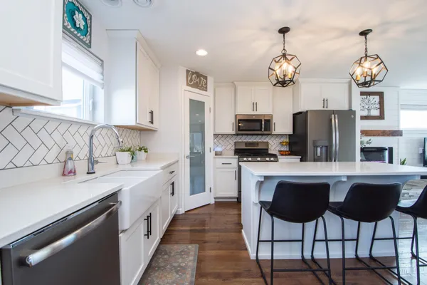 $379,900 | 293 Redwood Drive, Mapleton, ND 58059