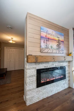 $379,900 | 293 Redwood Drive, Mapleton, ND 58059